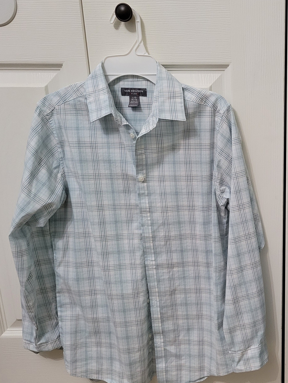 Van Heusen Boys 14/16 L Light Blue and White Plaid Dress Shirt